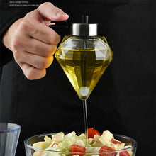 Load image into Gallery viewer, Diamond Glass Oil Bottle