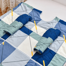 Load image into Gallery viewer, Multifunction Quilts with Sleeve (1.5 x 2.0 m)