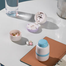 Load image into Gallery viewer, Portable Pill Cutter