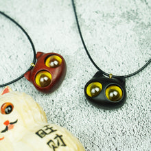 Lade das Bild in den Galerie-Viewer, Handmade Wood Cat Necklace - airlando