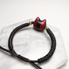 Charger l'image dans la galerie, Handmade Wood Cat Bracelet - airlando