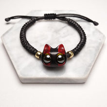 Charger l'image dans la galerie, Handmade Wood Cat Bracelet - airlando