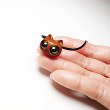 Lade das Bild in den Galerie-Viewer, Handmade Wood Cat Pendant Necklace - airlando