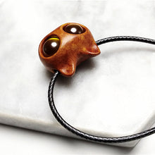 Lade das Bild in den Galerie-Viewer, Handmade Wood Cat Pendant Necklace - airlando