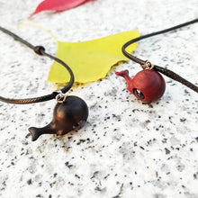 Lade das Bild in den Galerie-Viewer, Wood Whale Pendant Necklace - airlando