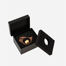 Lade das Bild in den Galerie-Viewer, Handmade Black Walnut Bird Doorbell - airlando