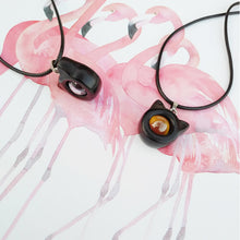 Lade das Bild in den Galerie-Viewer, Handmade Zircon Wood Cat Necklace - airlando