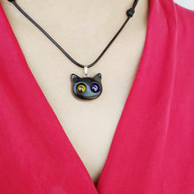 Charger l'image dans la galerie, Handmade Wood Carving Cat Necklace - airlando