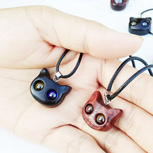 Charger l'image dans la galerie, Handmade Wood Carving Cat Necklace - airlando