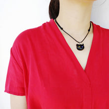 Charger l'image dans la galerie, Handmade Wood Carving Cat Necklace - airlando