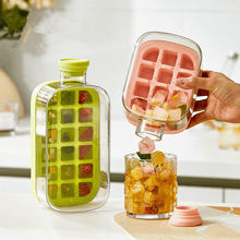 Charger l&#39;image dans la galerie, Ice Cube Bottle
