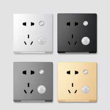Charger l&#39;image dans la galerie, Sensor LED Night Light Outlet - airlando
