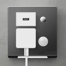 Charger l&#39;image dans la galerie, Sensor LED Night Light Outlet - airlando
