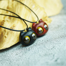 Charger l&#39;image dans la galerie, Handmade Wood Cat Necklace - airlando
