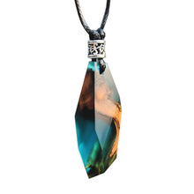 Lade das Bild in den Galerie-Viewer, Ocean Heart Resin Pendant Necklace - airlando
