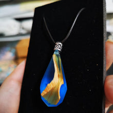 Lade das Bild in den Galerie-Viewer, Ocean Heart Resin Pendant Necklace - airlando
