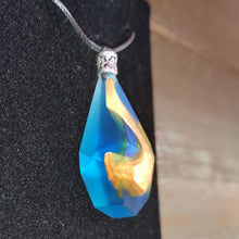 Lade das Bild in den Galerie-Viewer, Ocean Heart Resin Pendant Necklace - airlando
