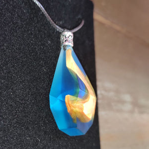 Ocean Heart Resin Pendant Necklace - airlando