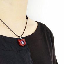 Lade das Bild in den Galerie-Viewer, Handmade Zircon Wood Cat Necklace - airlando
